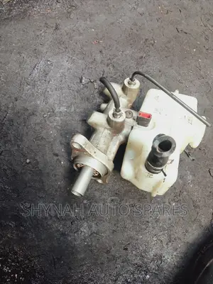 Brake Master Cylinder Nissan Navara