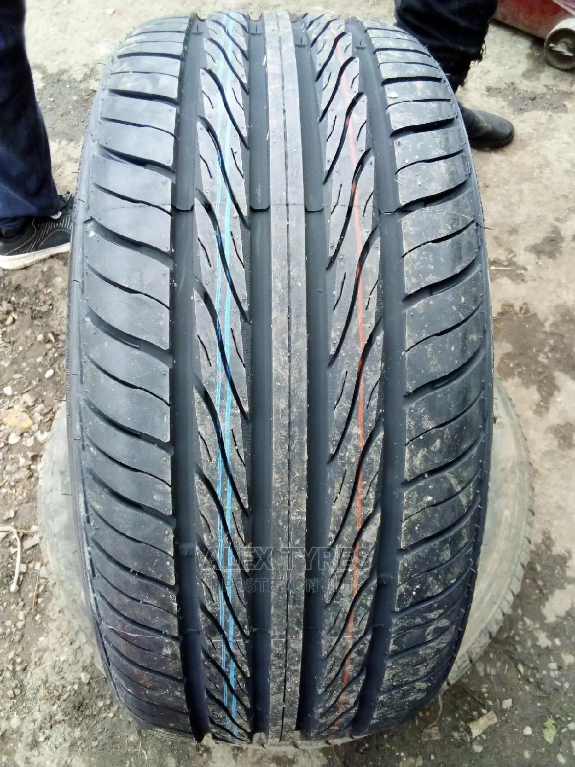 235/45r18 Eco 607 Tyres Made in China