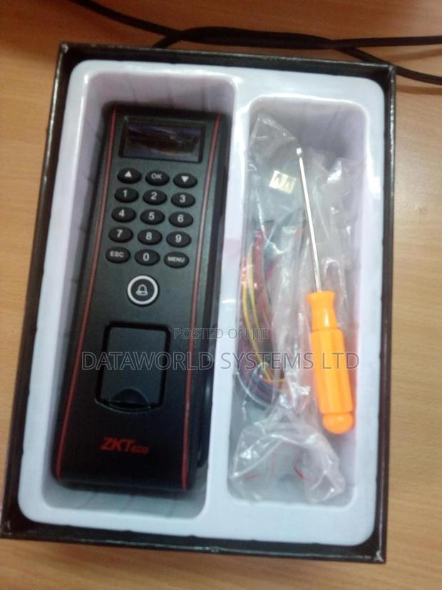 ZK Access TF1700 Outdoor Standalone Biometric & Card Reader