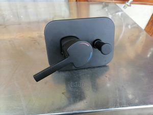 Black Shower Mixture Concealed - thumbnail 2