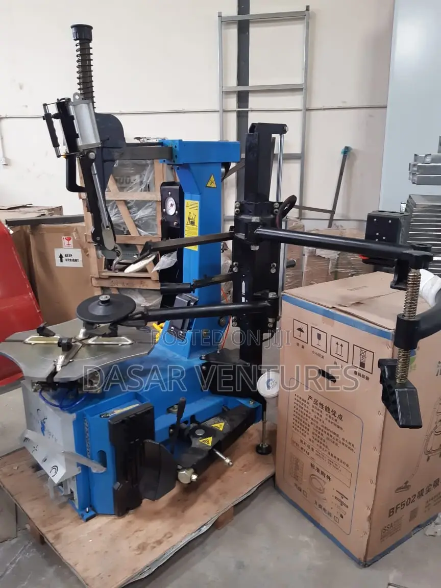 Tyre Changer Machine With Assist Arm