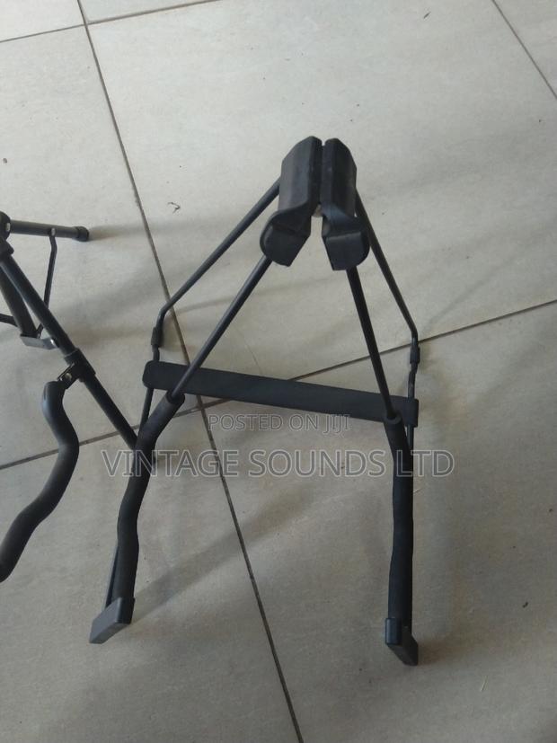 Portable Guitar Stand - thumbnail 4
