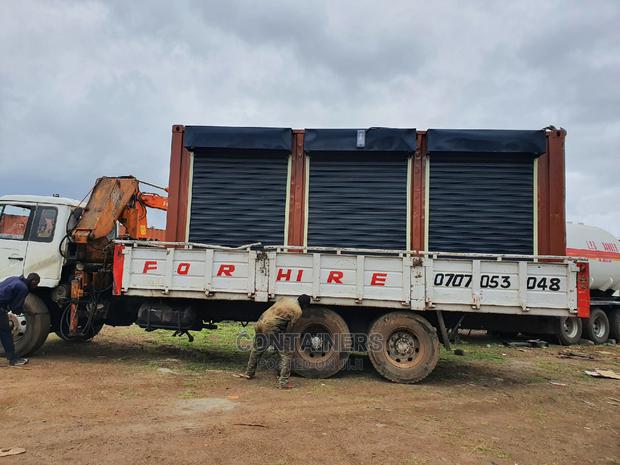 20ft Container Stalls Delivery Process - main view