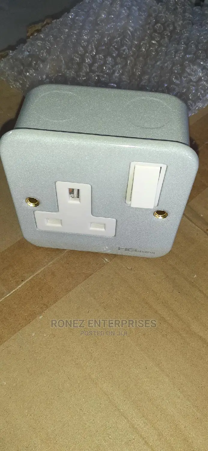 Metal Single Socket