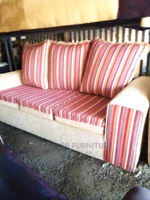 3 Seat Chair
