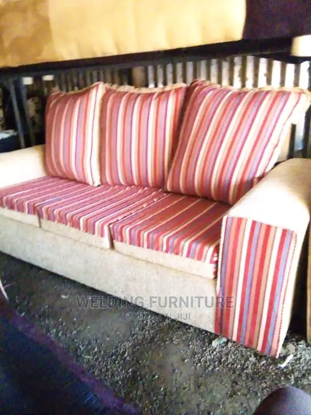 3 Seat Chair