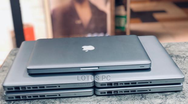 Laptop Apple MacBook Pro 4GB Intel Core I5 HDD 500GB - thumbnail 3