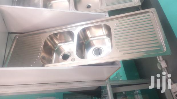 Heavy Double Bow Sinks - main view