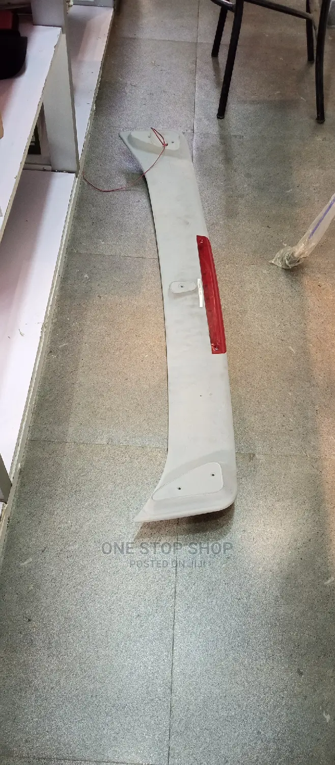 Rear Spoiler