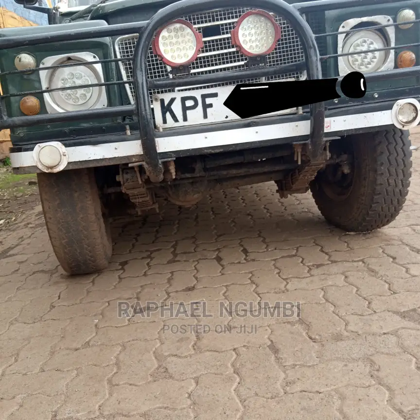 Land Rover Defender 1989 Green