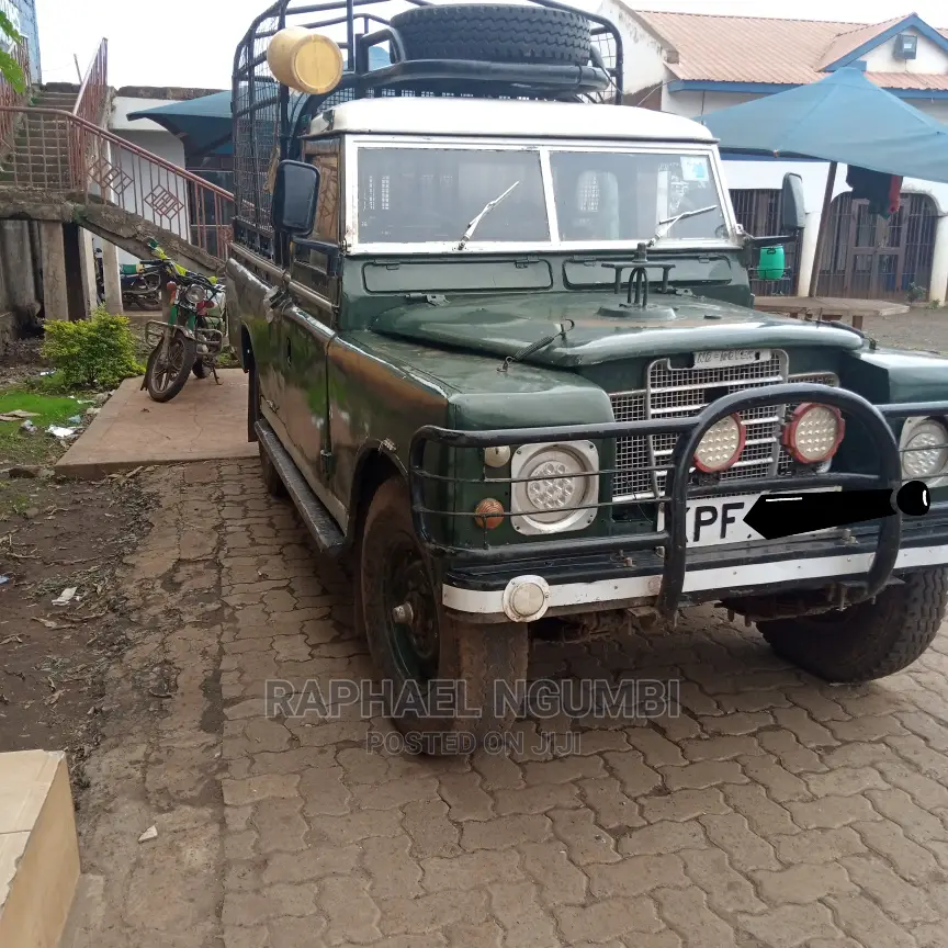 Land Rover Defender 1989 Green