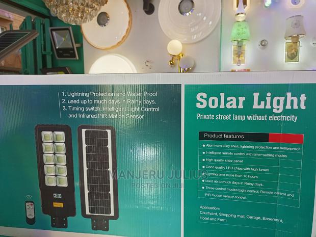 500 Watts Solar Streetlight - thumbnail 2