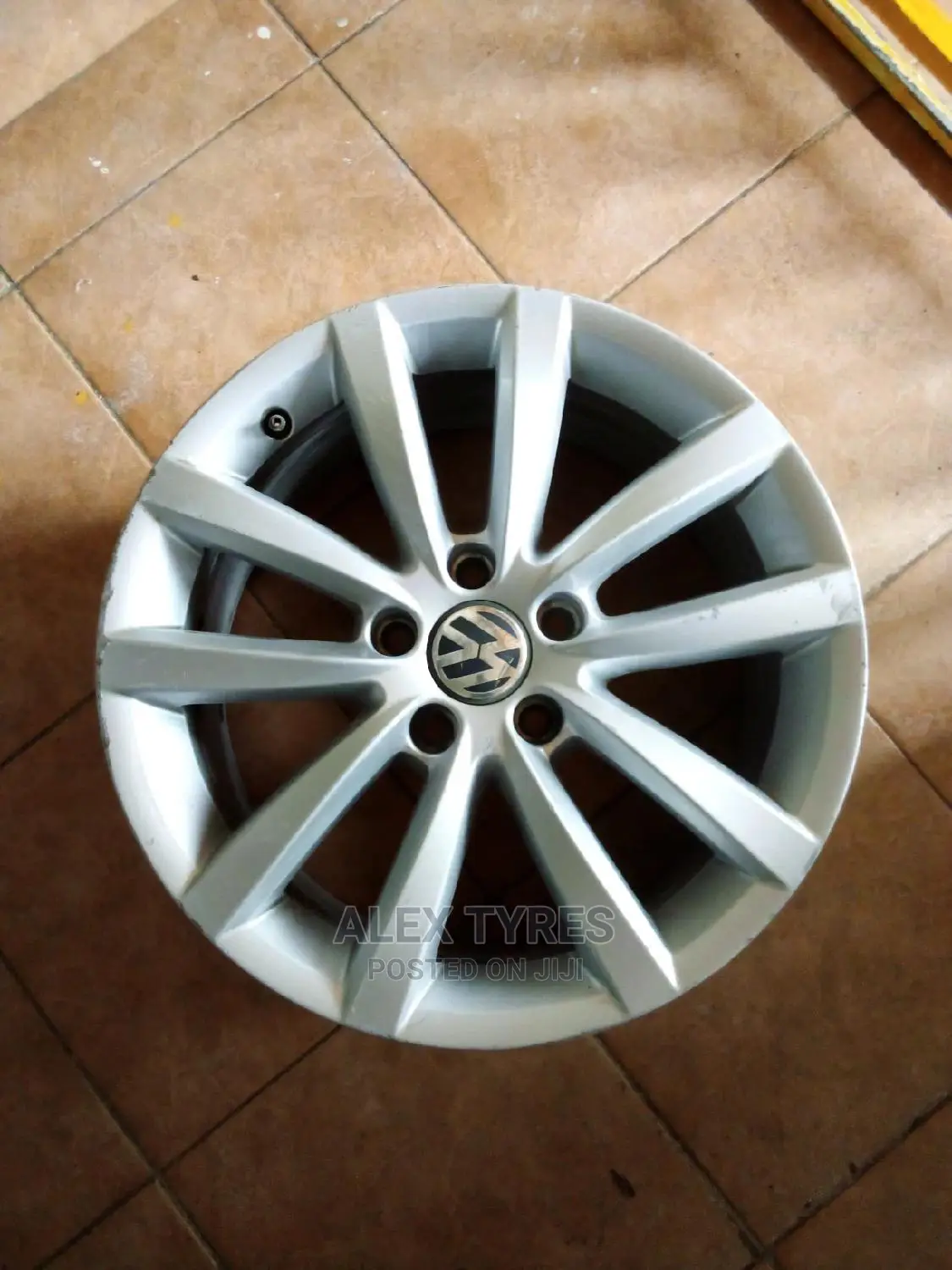 Size 17 Inch Volkswagen Original Sport Rims Set