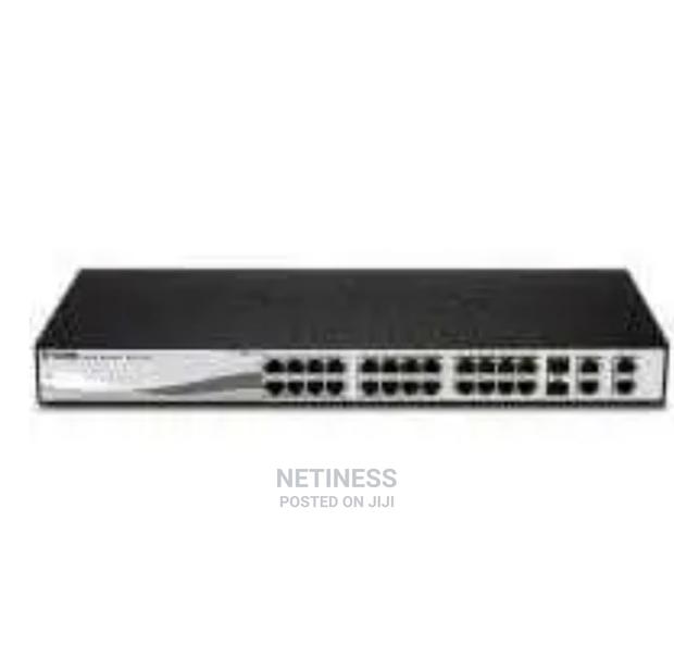 Dlink Poe Switch 24 Port - main view