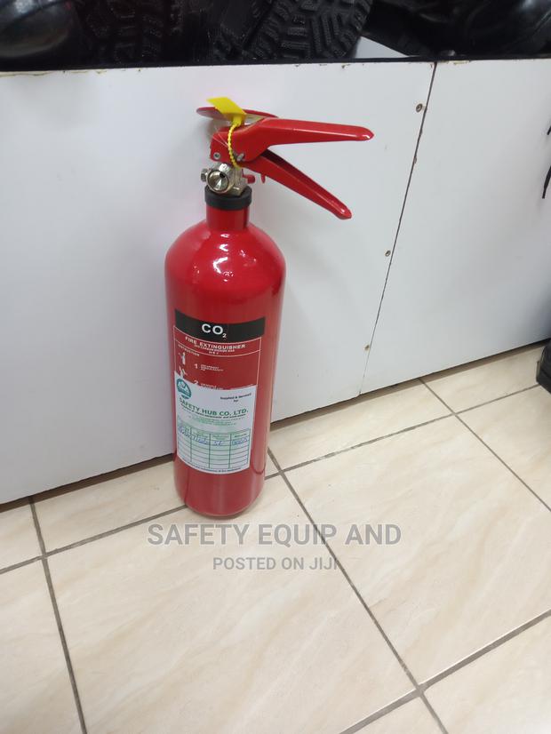 Portable Fire Extinguisher-Hose Weight CO2 - main view