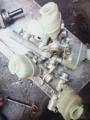 Brake Master Cylinder Nissan B14,B15,Sahara E.T.C
