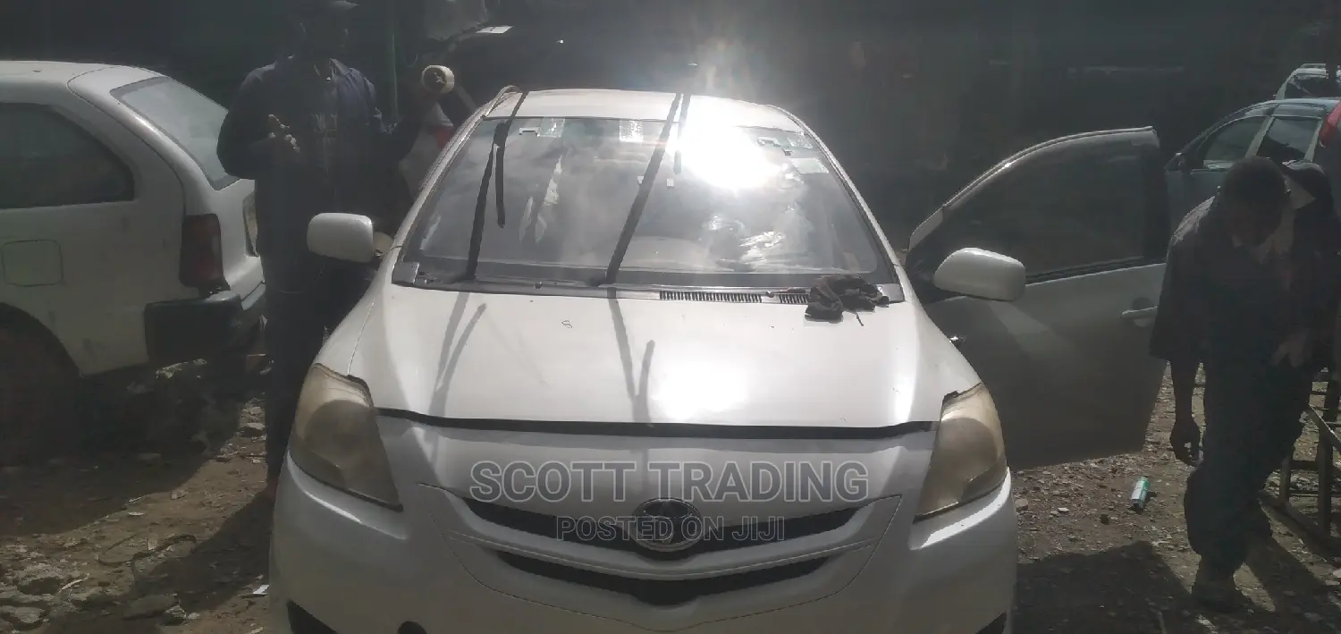 Windscreen Replacement for Toyota Belta
