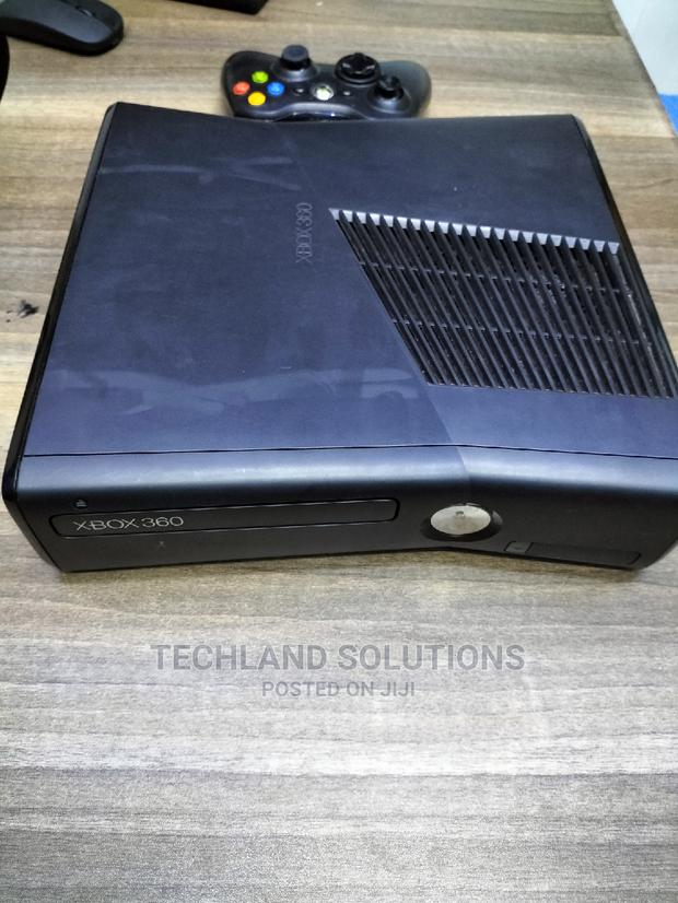 Xbox 360 Chipped - thumbnail 3