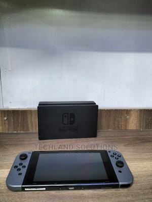 Nintendo Switch Version 2 - thumbnail 2