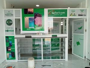 Aluminium Showcased - main view