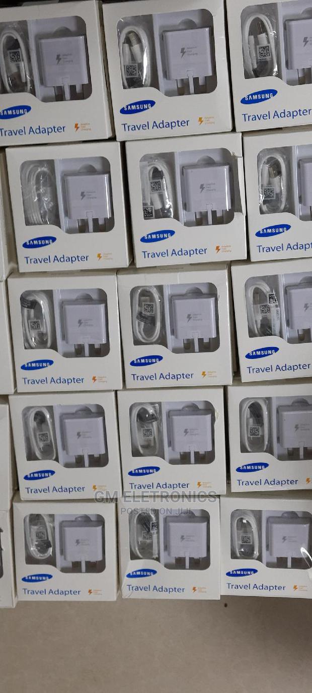 Android Fast Charger. (White) - main view