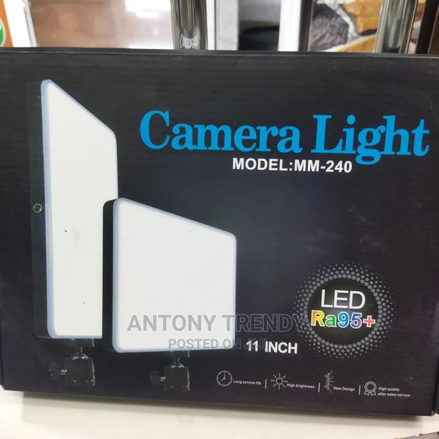 Camera Light Complete With Stand and Remote - thumbnail 3