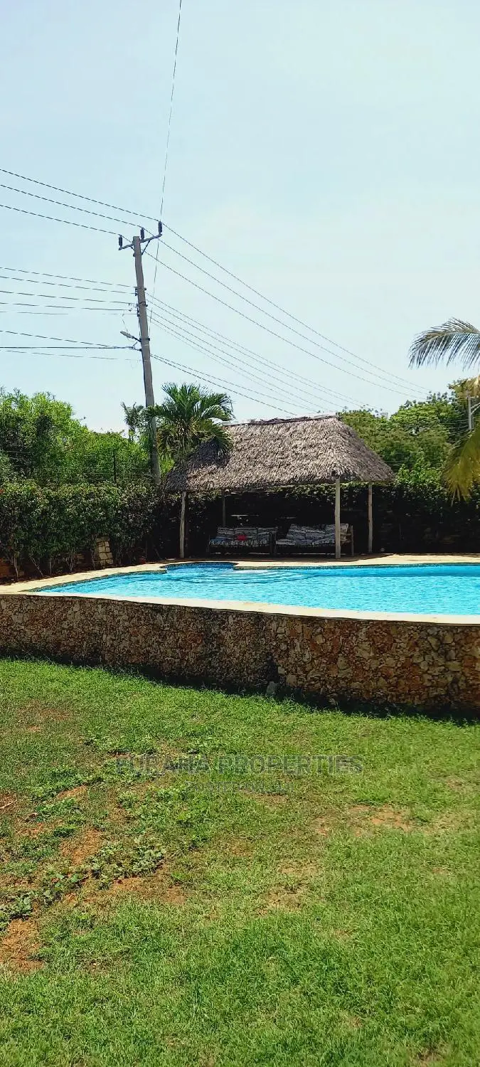 4bdrm Maisonette in Shanzu Serena for Sale