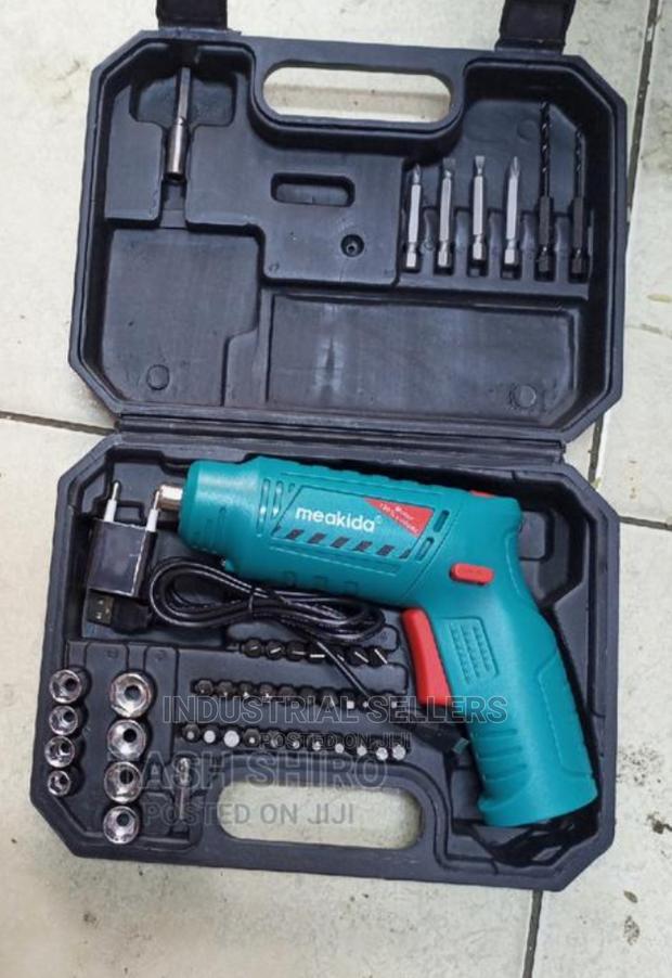 Very Powerful Cordless Screwdriver Drill - main view
