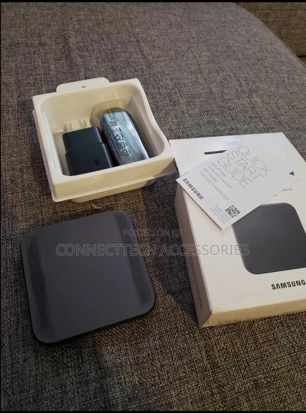 Samsung Pad Wireless Charger - thumbnail 2