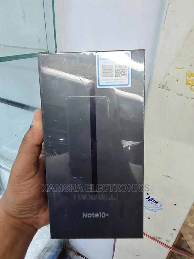 New Samsung Galaxy Note 10 Plus 5G 256 GB Silver - main view