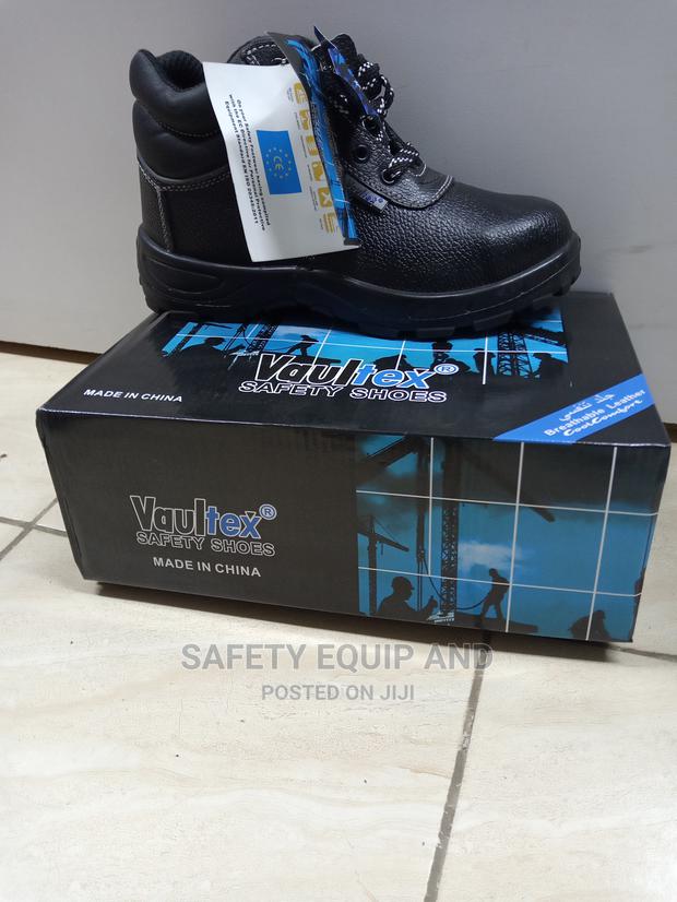 Industrial Boots With Laces and Steel Toe Cap