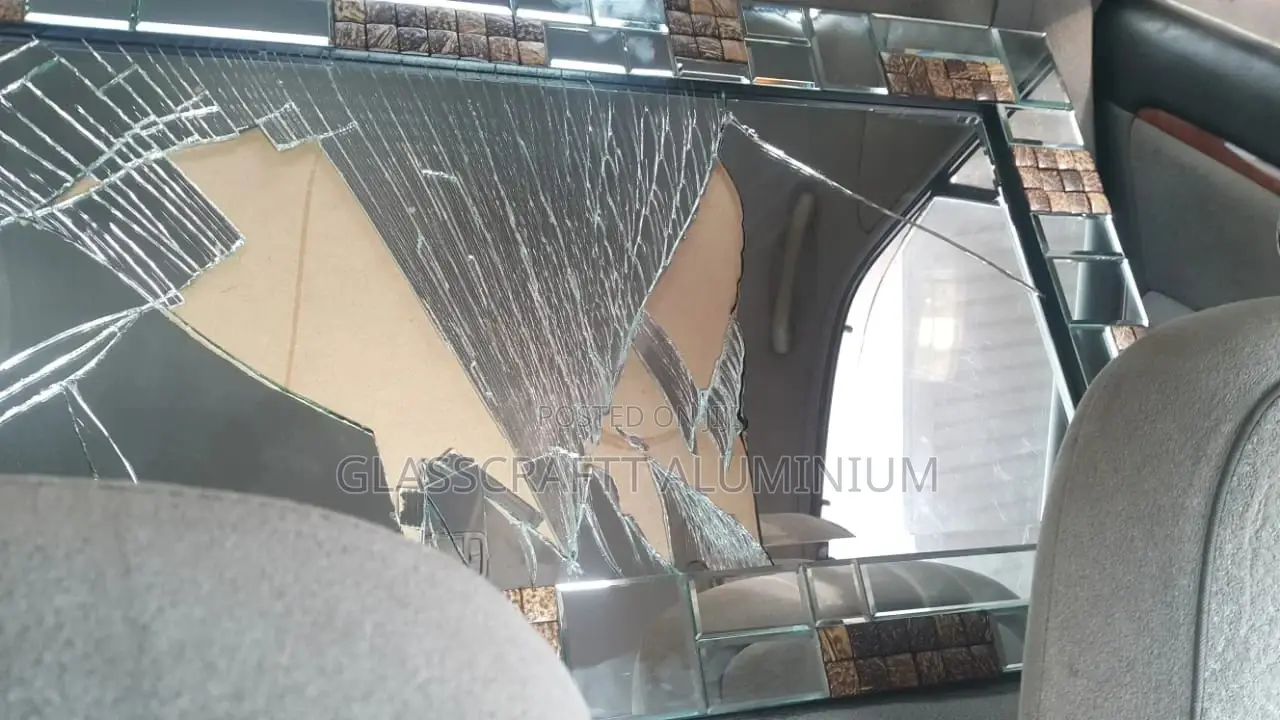 Glass Fittng