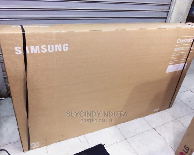 Samsung Au8000 65"