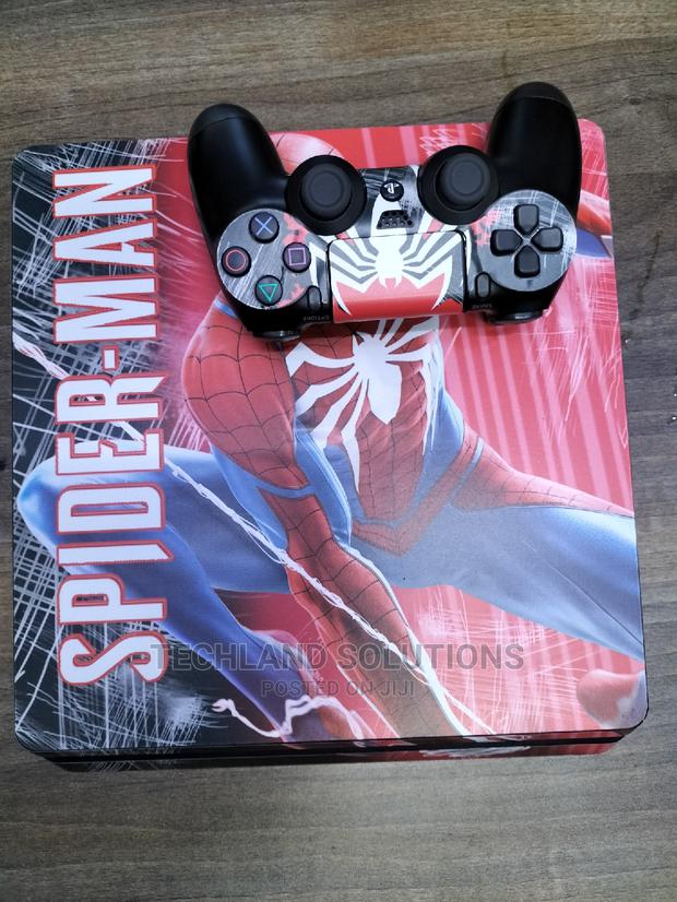 Sony PS4 Used - main view