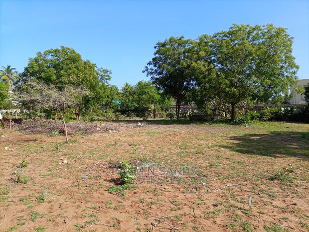 Diani Beach Prime Four Acres - thumbnail 11