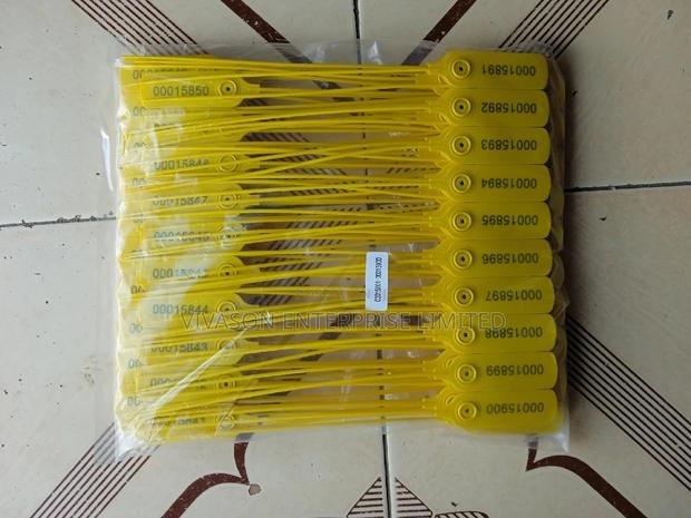 Plastic Seals - thumbnail 11