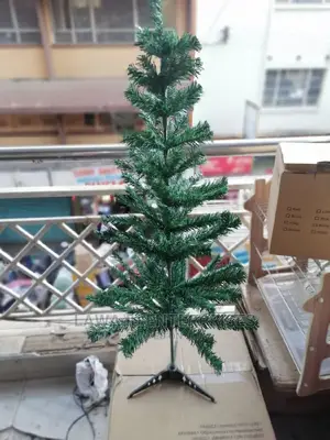 Christmas Tree 4ft (120cms)