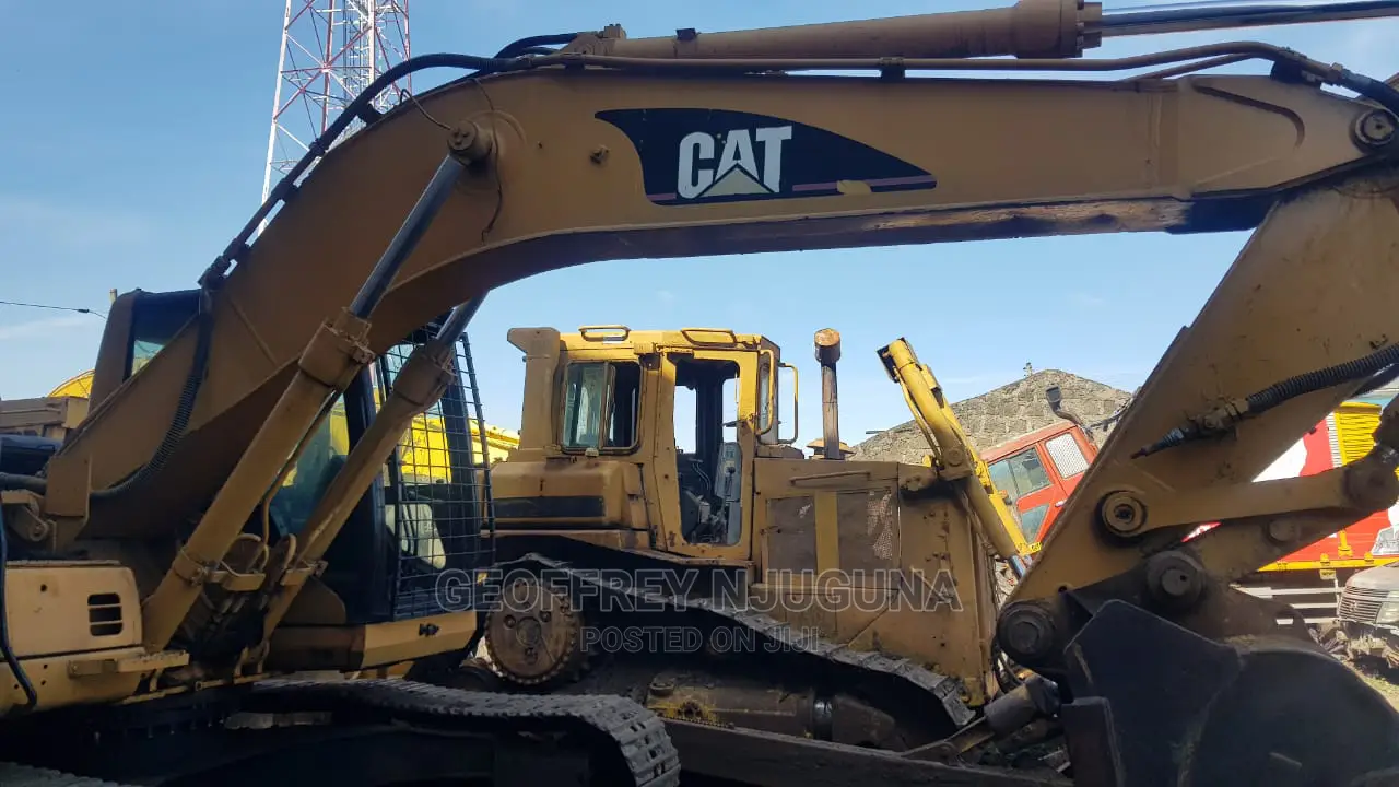 Excavators,Dozers, Front Loaders and Trucks for Hire