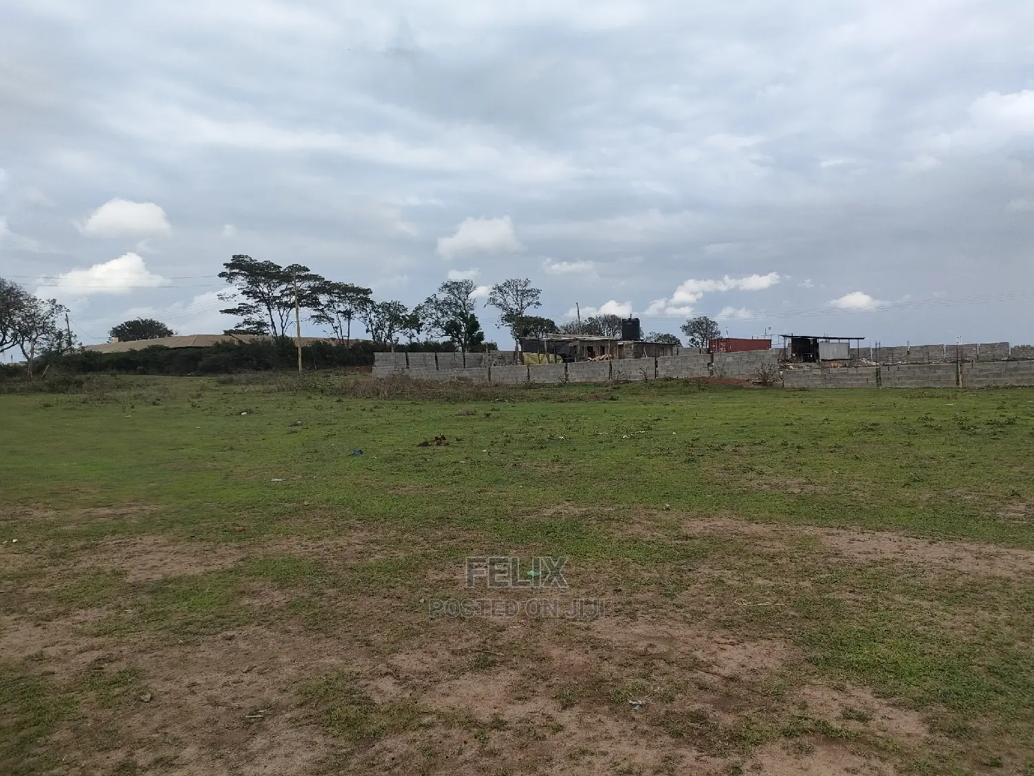 Chaka/Main Tarmac Prime Plots on Sale