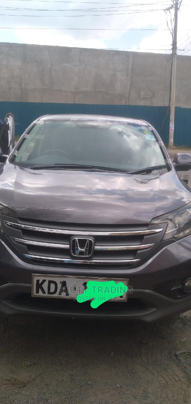 Honda Crv Rm5 Front Windscreen at 12500 Fitted