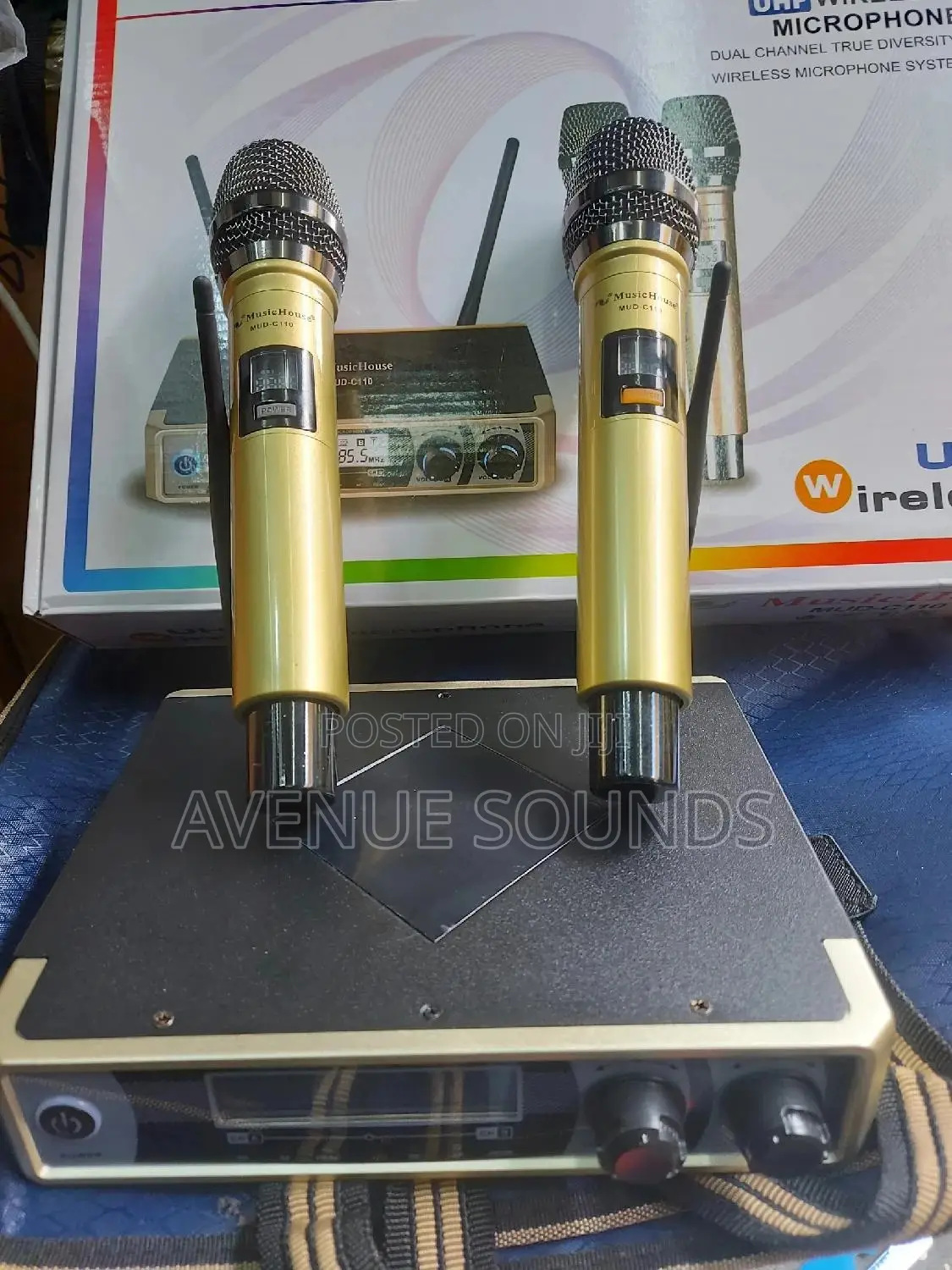 Musichouse UHF Wireless Microphone