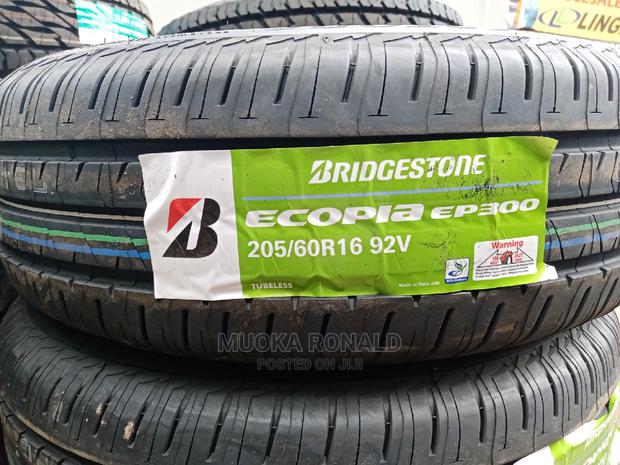 215/60r16 Bridgestone Tyre