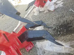 Chisel Plough 5legs