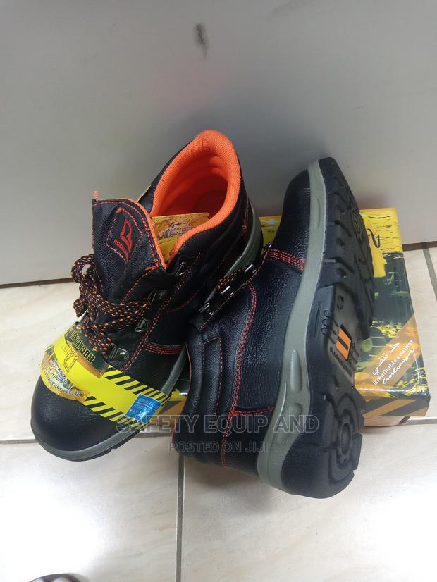 Working Boots With Breathable Leather - thumbnail 2