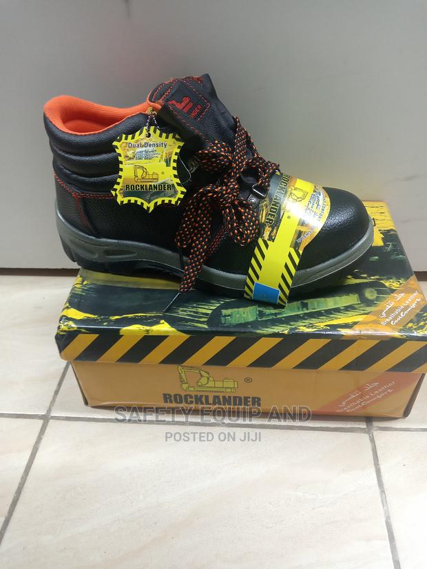 Safety Boots for Working in the Industry - main view