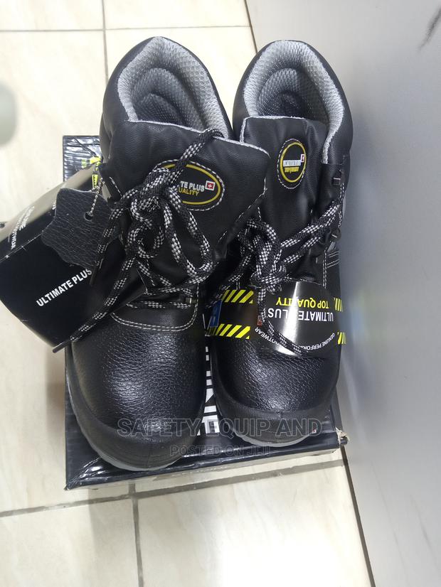 Safety Industrial to Work Boots-Ultimate Plus - main view