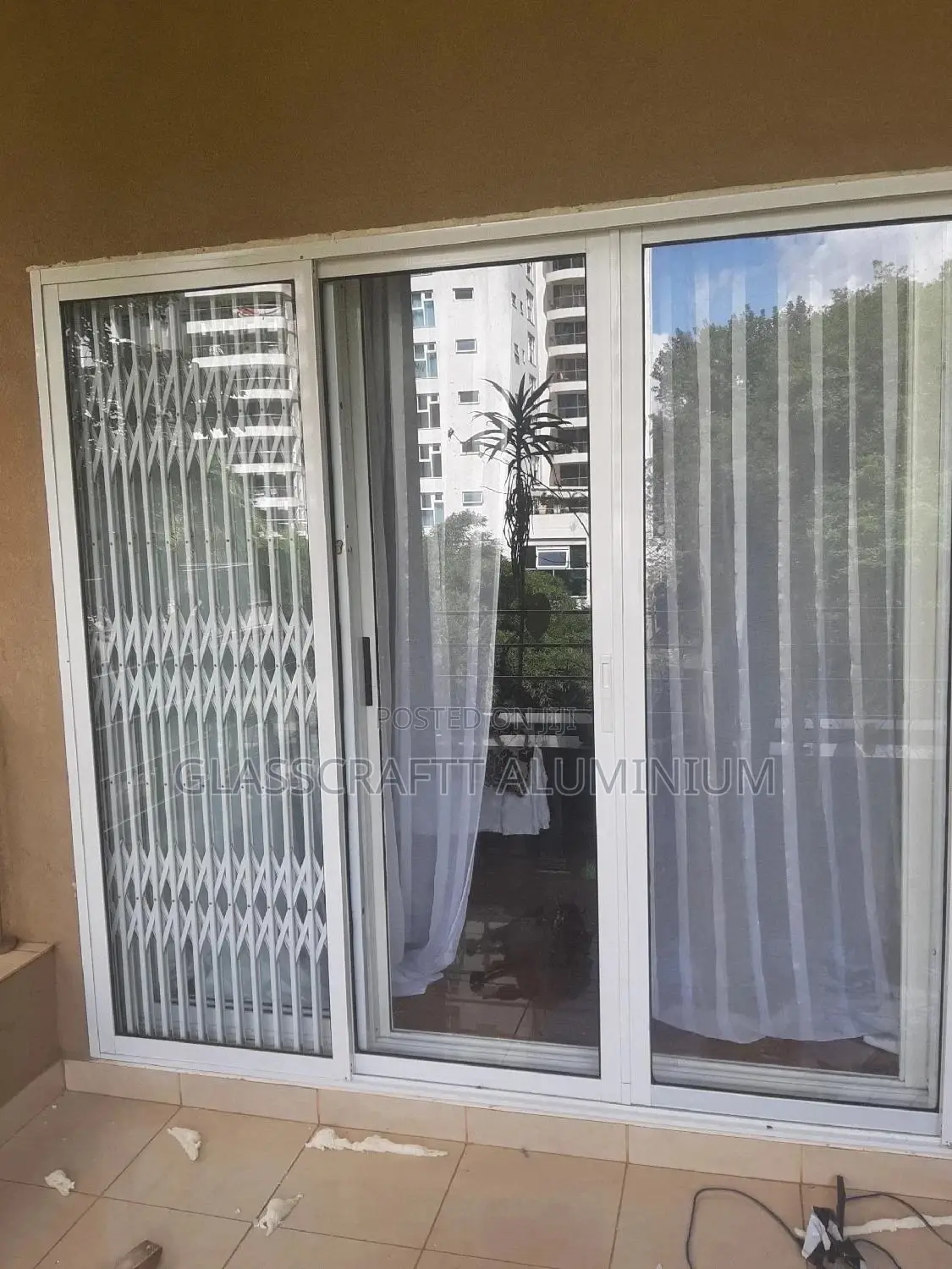 Double Slide Aluminium Door
