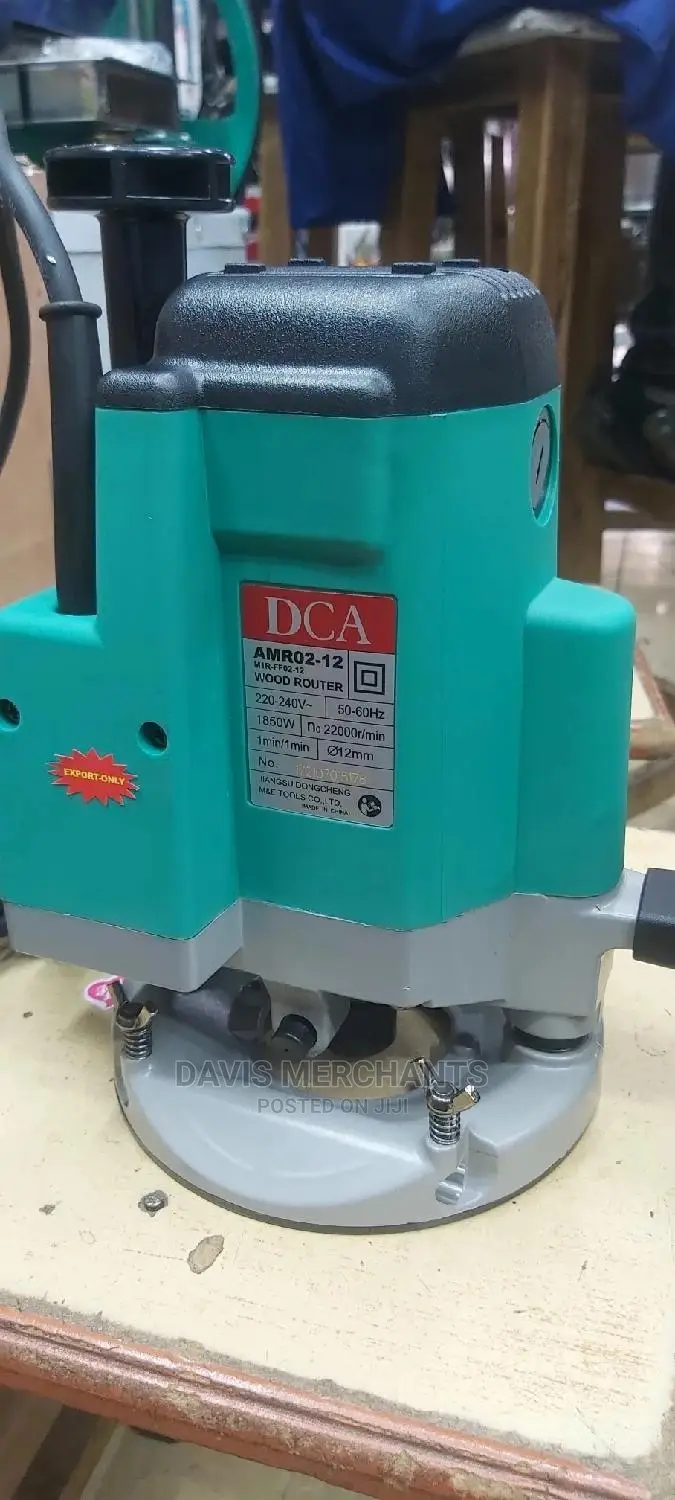 Dca 1850 Watts Wood Router