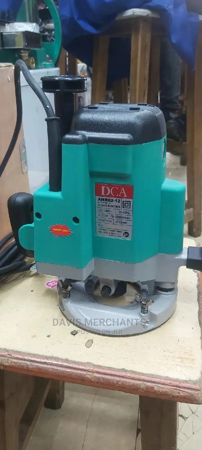 Dca 1850 Watts Wood Router