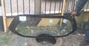 Hondafit 2010 Rear Windscreen - thumbnail 2